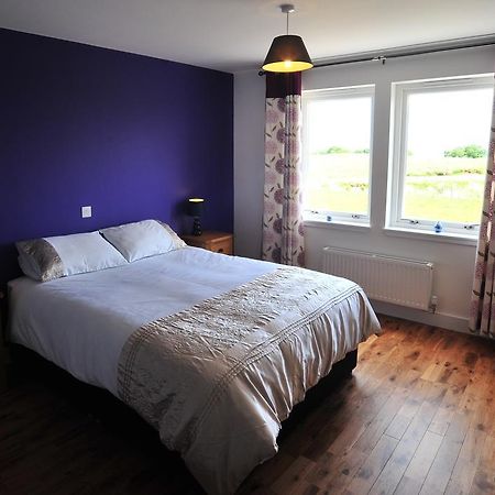 Hartaval & Baca Ruadh Appartement Staffin Buitenkant foto