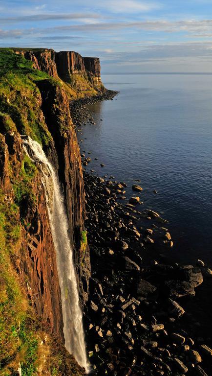Hartaval & Baca Ruadh Appartement Staffin Buitenkant foto